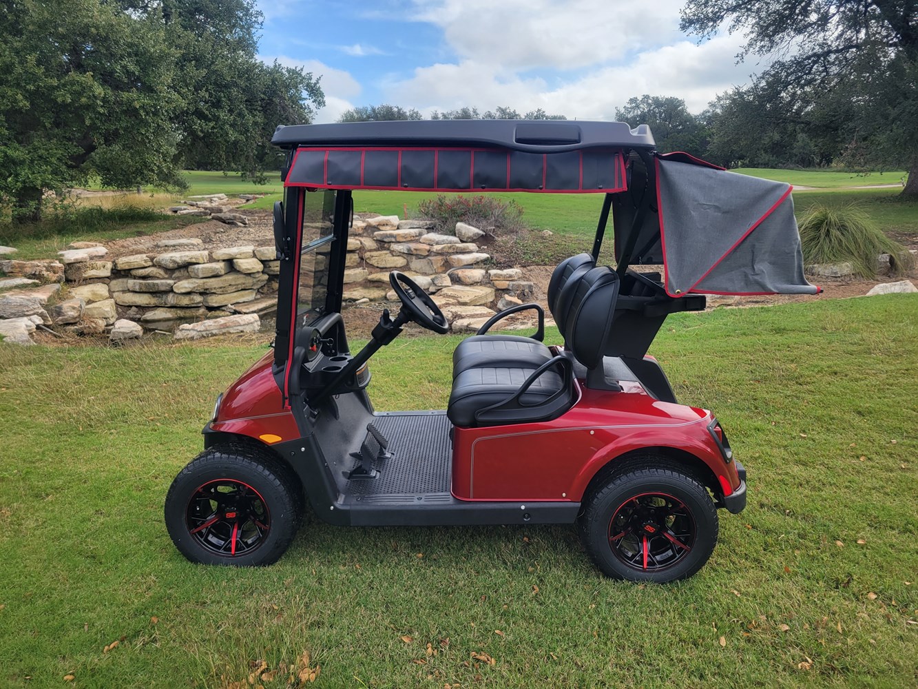 2019 E-Z-GO RXV 48 VOLT (4-12 VOLT)